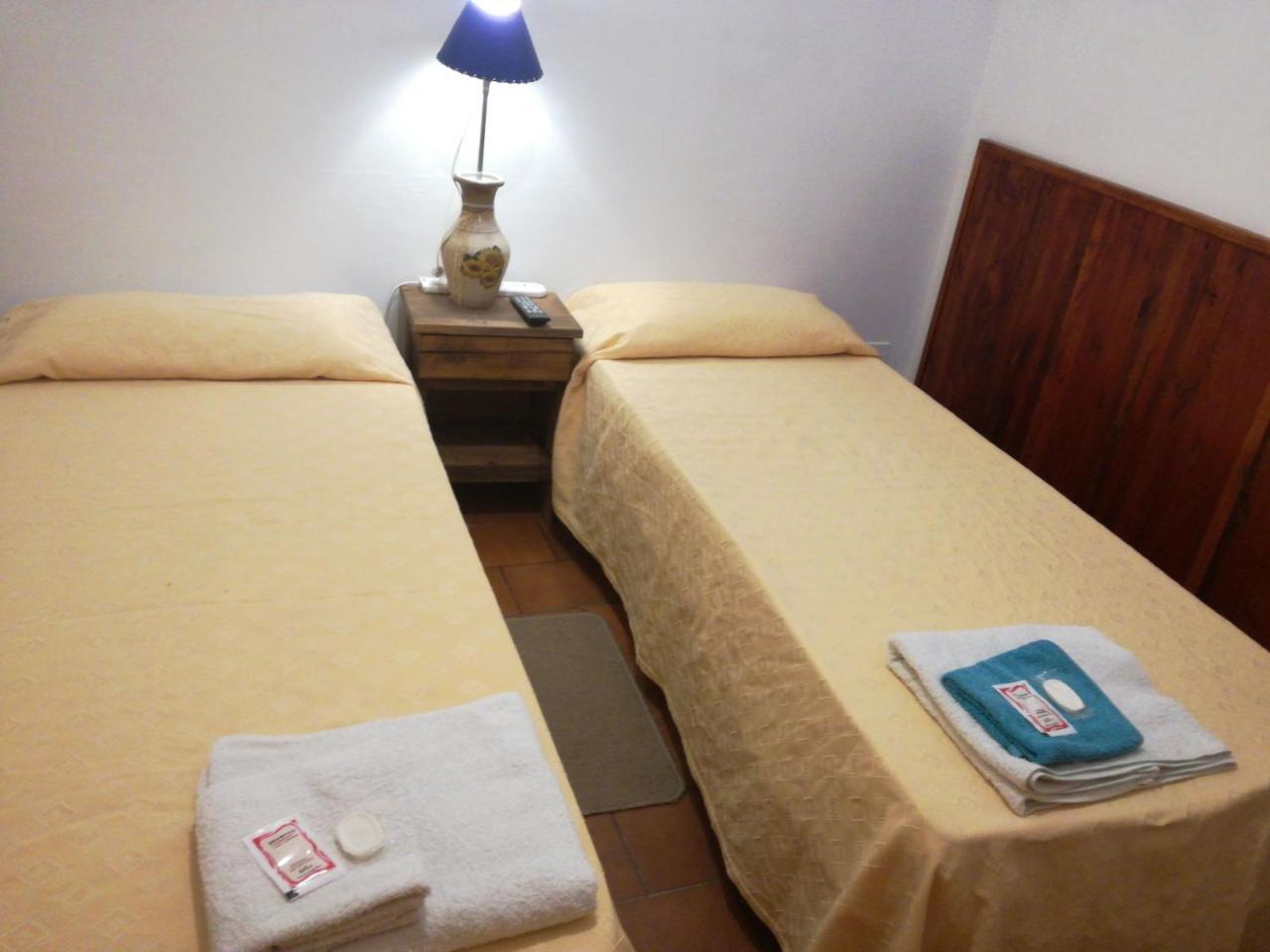 كابيلا ديل مونتي Hostal Tabak الغرفة الصورة